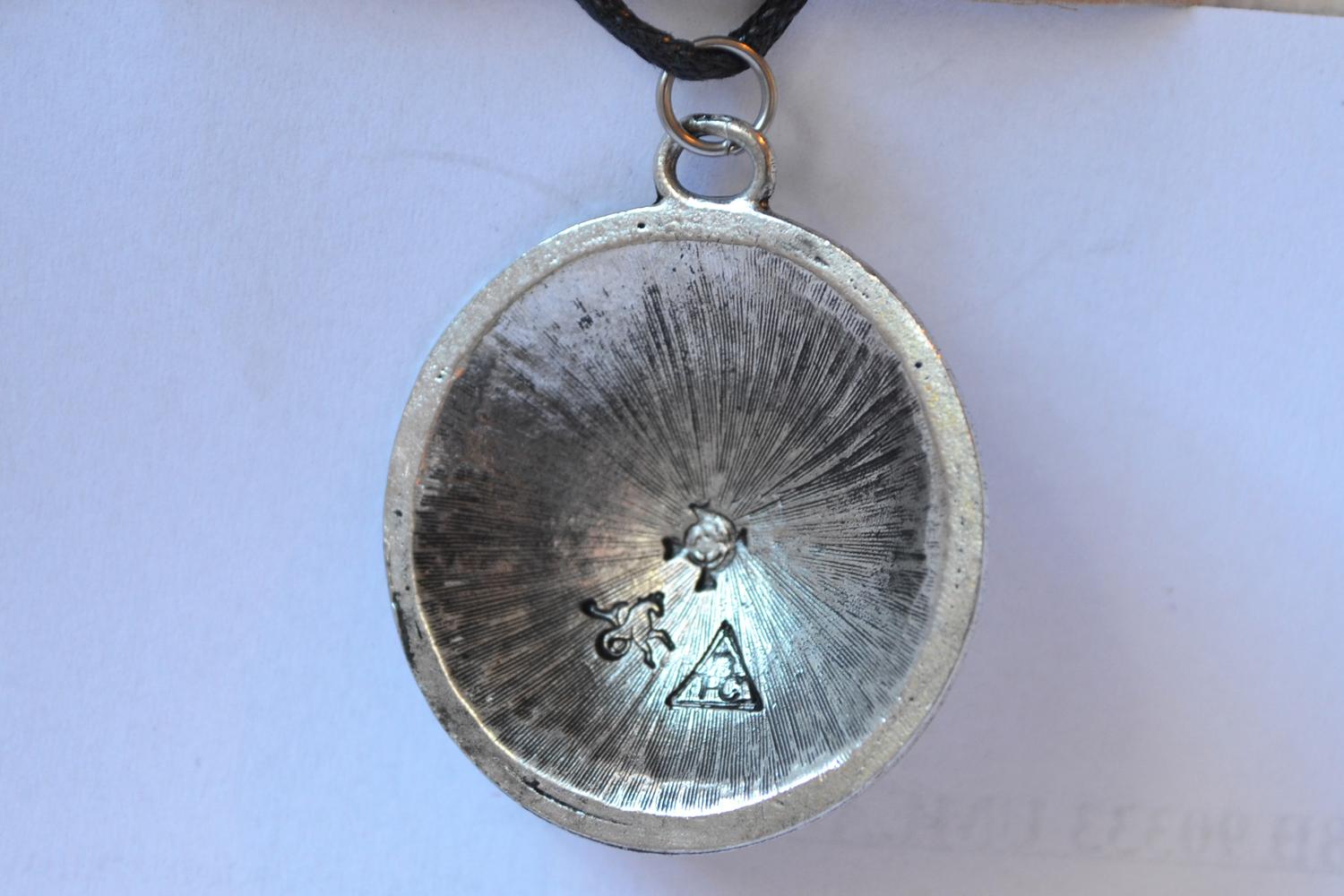 Kells Serpent Beast Sköld Ormar Halsband Viking (Tenn handgjord) 3,5cm Ny