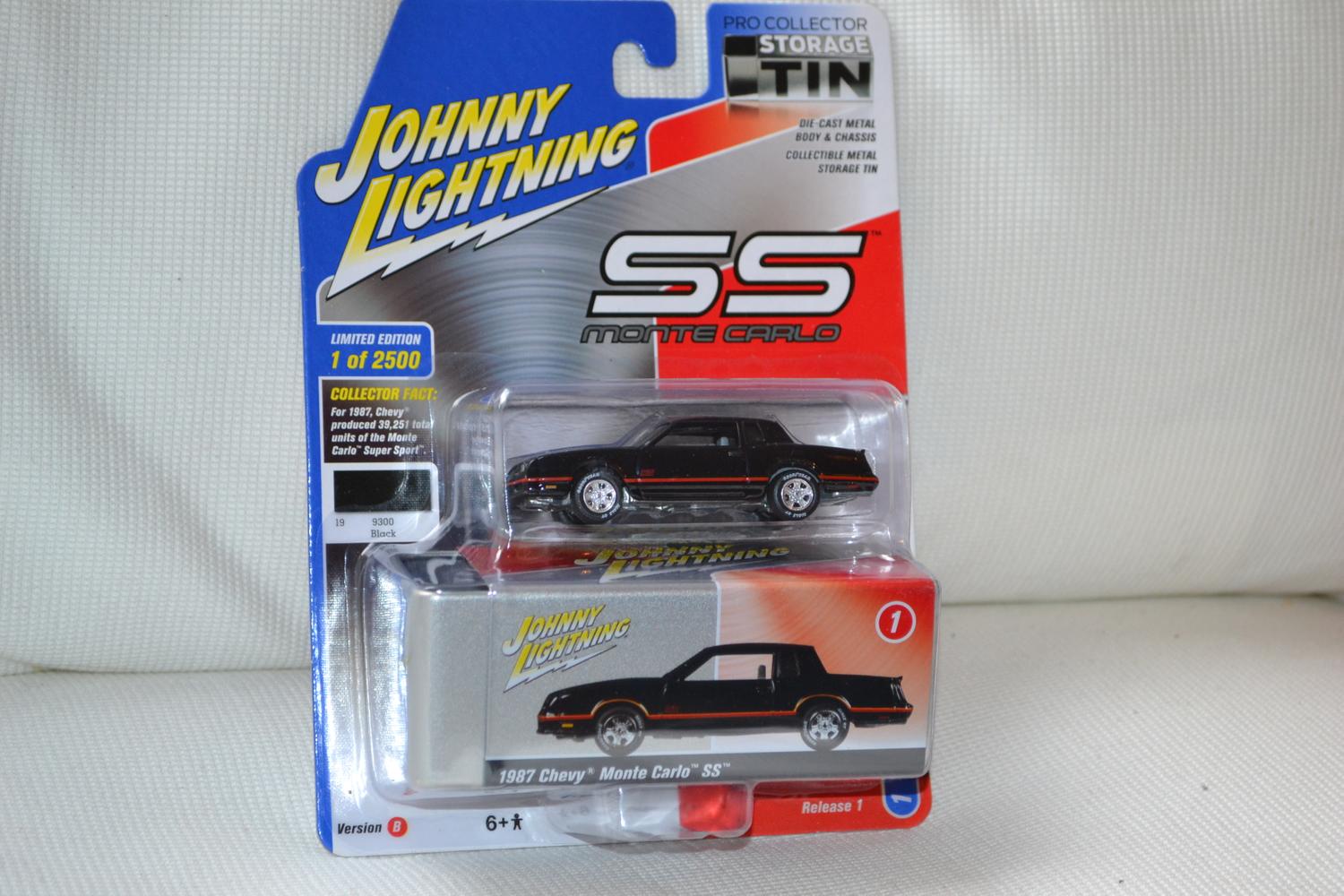 1987 Chevy Monte Carlo SS Svart 1:64 Johnny Lightning (M. Plåtlåda) 7,5cm Ny