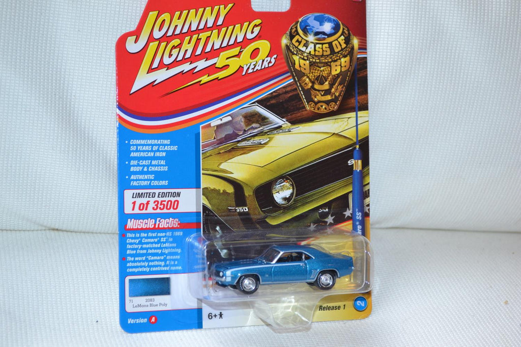 1969 Chevy Camaro SS Blå 1:64 Johnny Lightning (Muscle Cars 19A USA) 7-8cm Ny