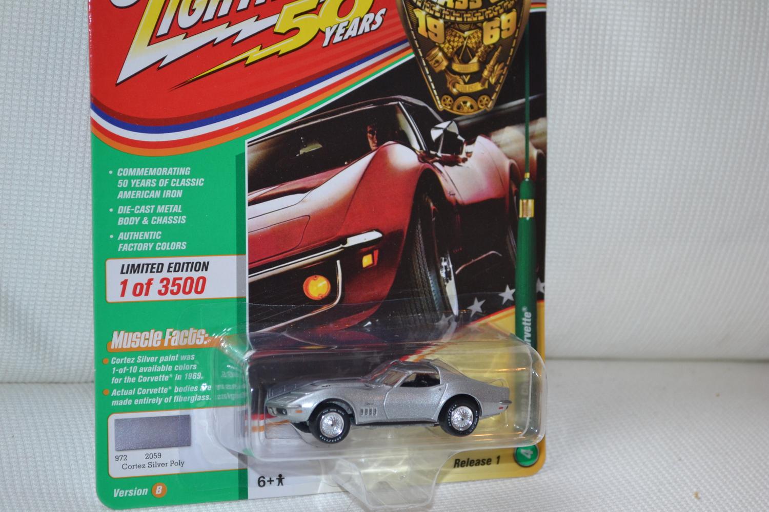 1969 Chevy Corvette Silver 1:64 Johnny Lightning (Muscle 19B USA) 7-8cm Ny