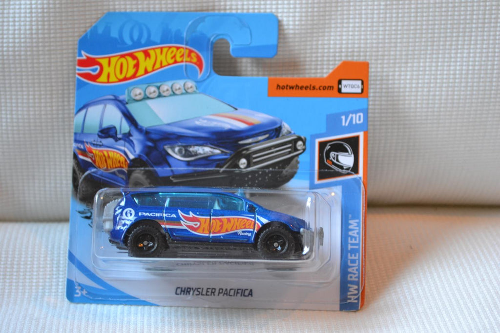 Chrysler Pacifica Blå Racing 1:64 Hot Wheels (2019-2) 6-7cm Ny
