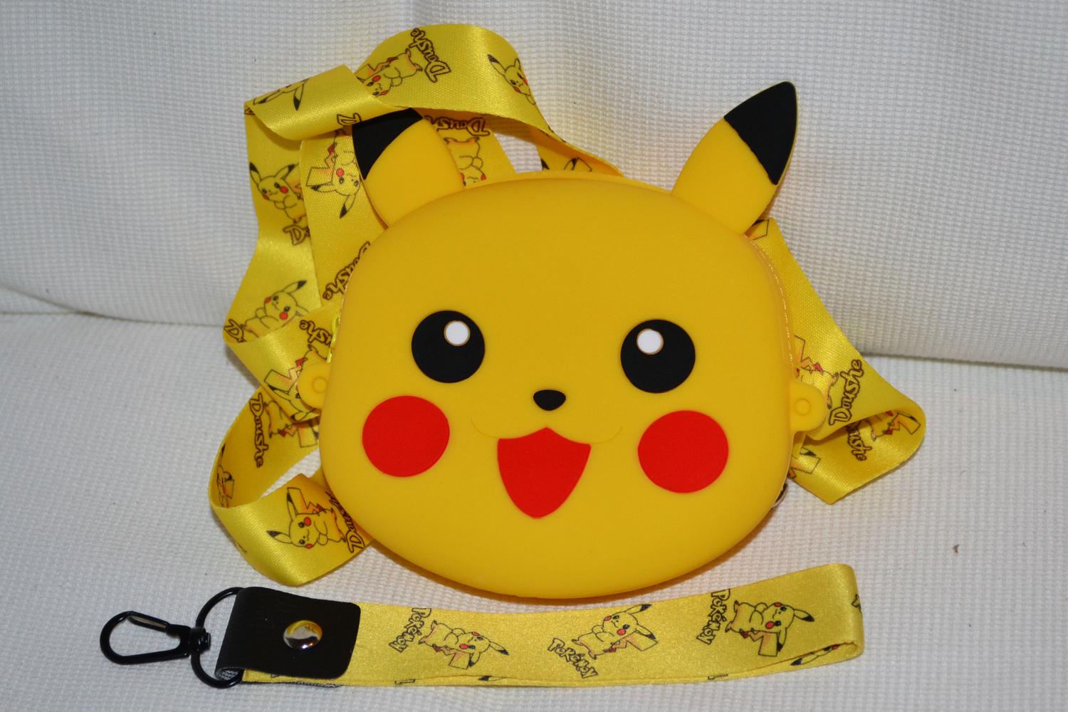 Liten Väska Pikachu 14cm m. Band Ny