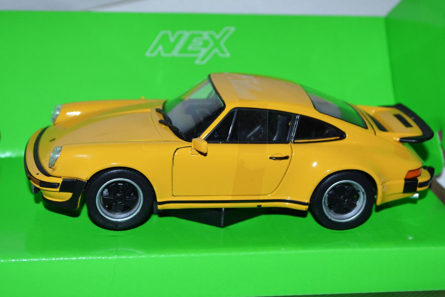 Porsche 911 Turbo 3.0 Gul 1974 1:24 Welly 18cm Ny