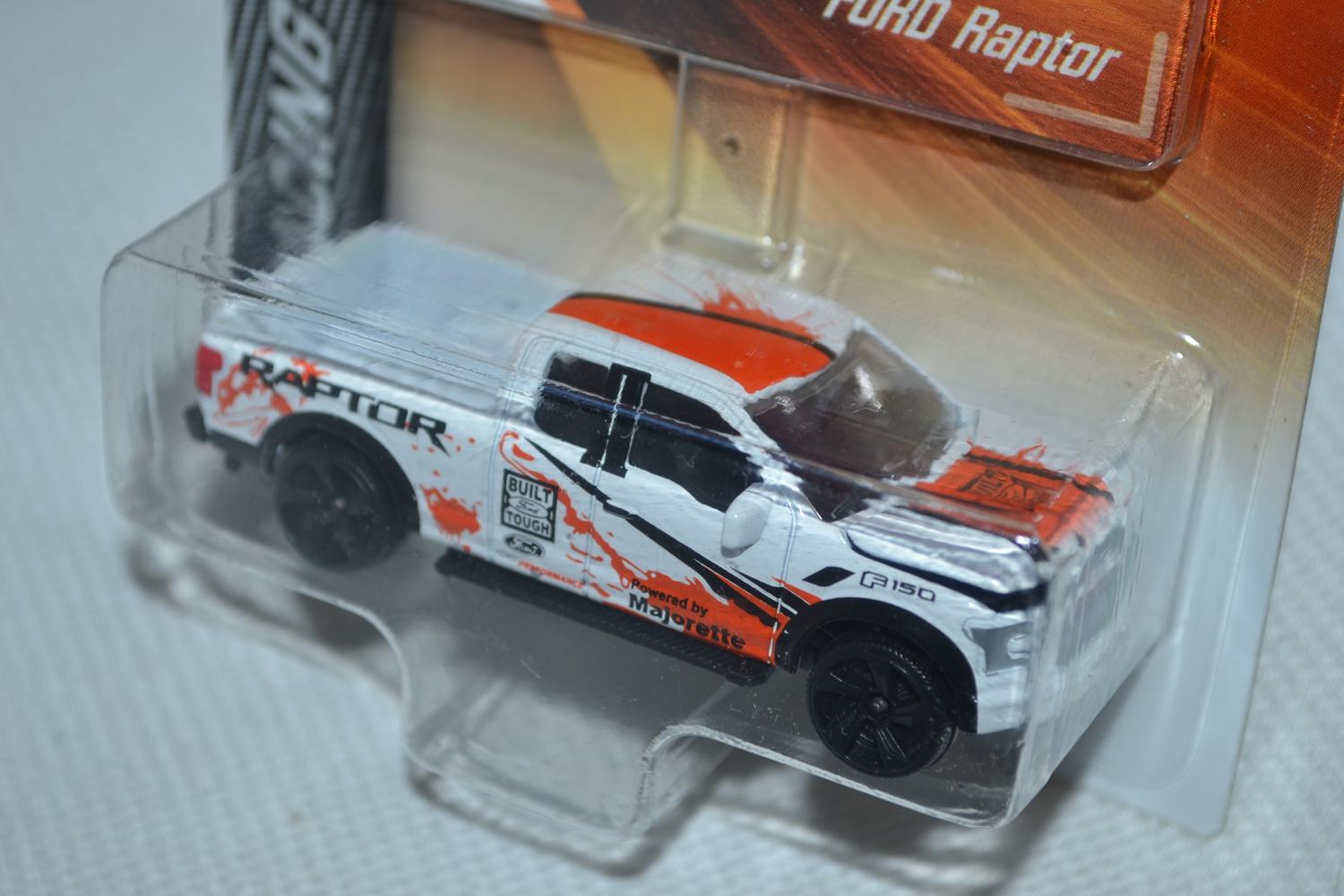 Ford F150 Racing Raptor Pickup Vit/Svart/Röd 1:64 Majorette 8cm Ny