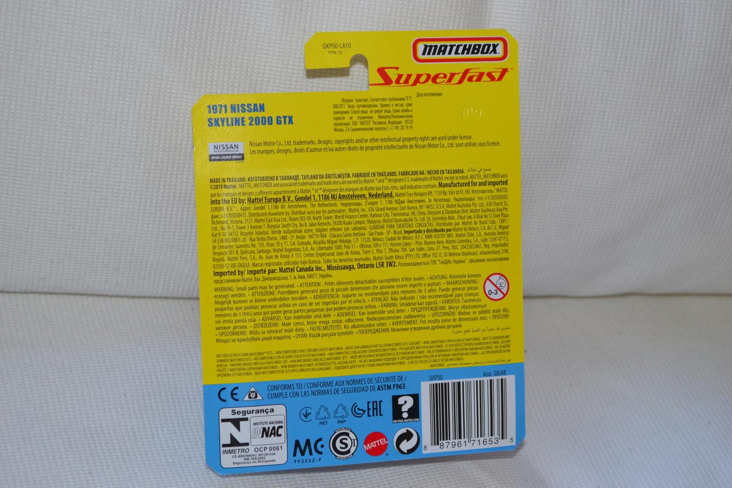 Nissan Skyline 2000 GTX Röd 1:64 Matchbox Superfast 7cm Ny