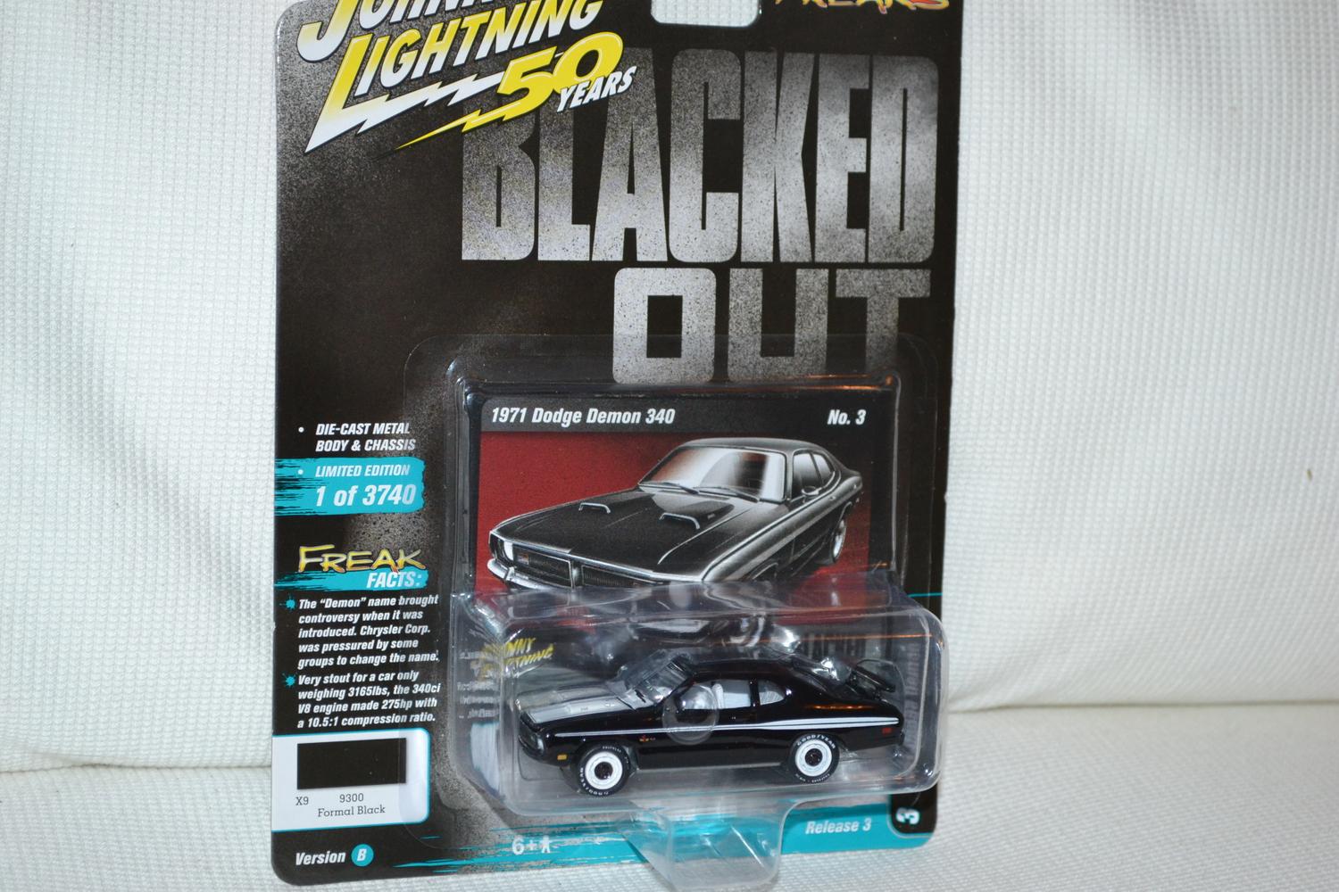 1971 Dodge Demon 340 Svart 1:64 Johnny Lightning (Street Freaks 14B) 8cm Ny