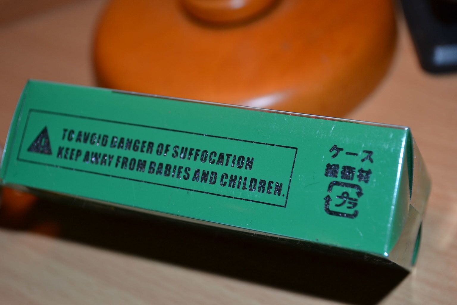 Tein Röd Fjädring Röd Nyckelring Mini m. Berlock Metall 2,5cm Ny