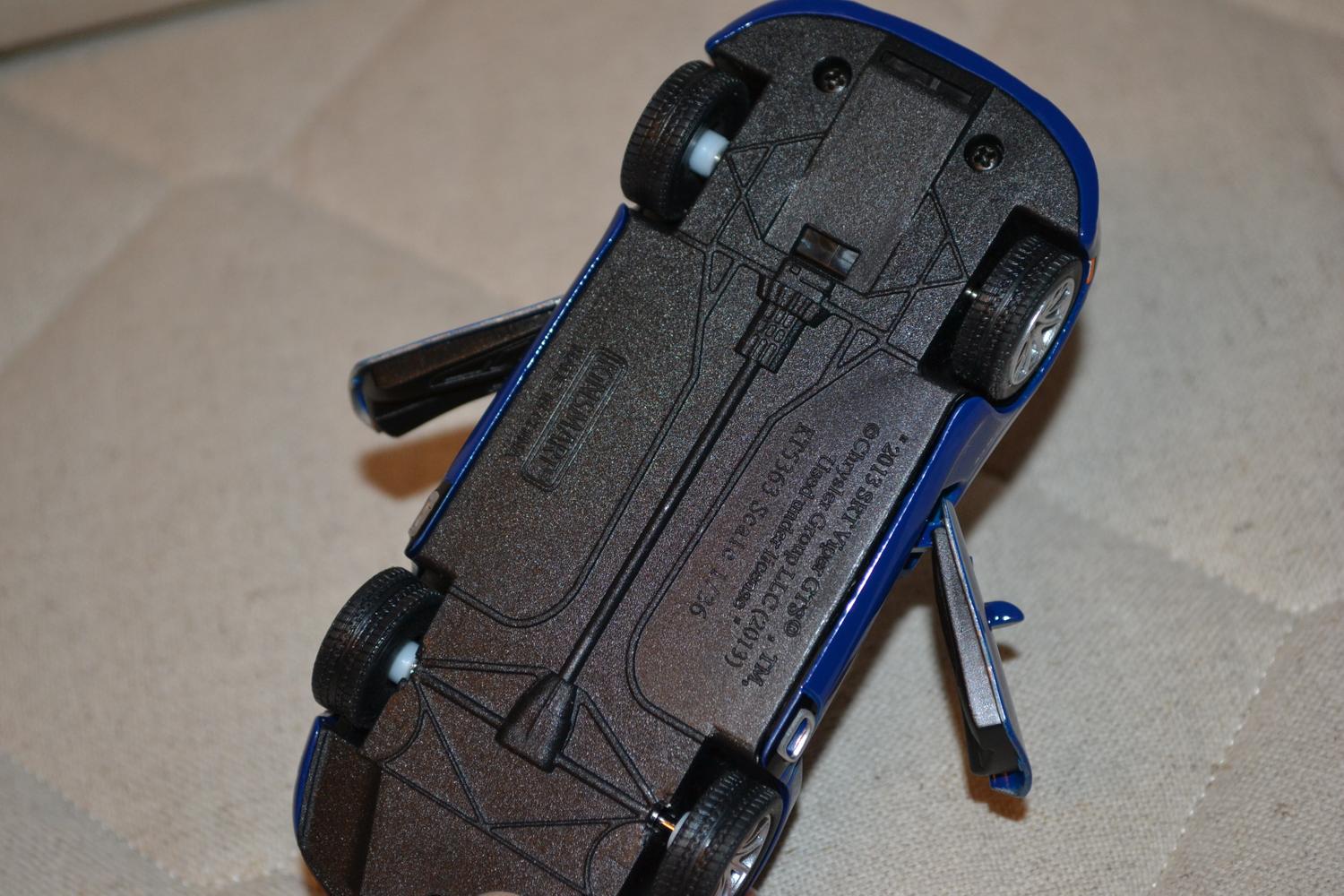 Blå Dodge SRT Viper GTS 2013 1:38 Kinsmart 13cm Ny