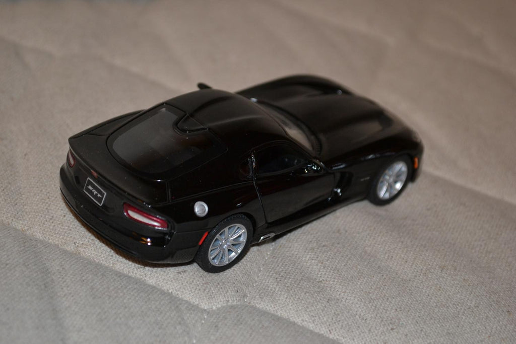 Svart Dodge SRT Viper GTS 2013 1:38 Kinsmart 13cm Ny
