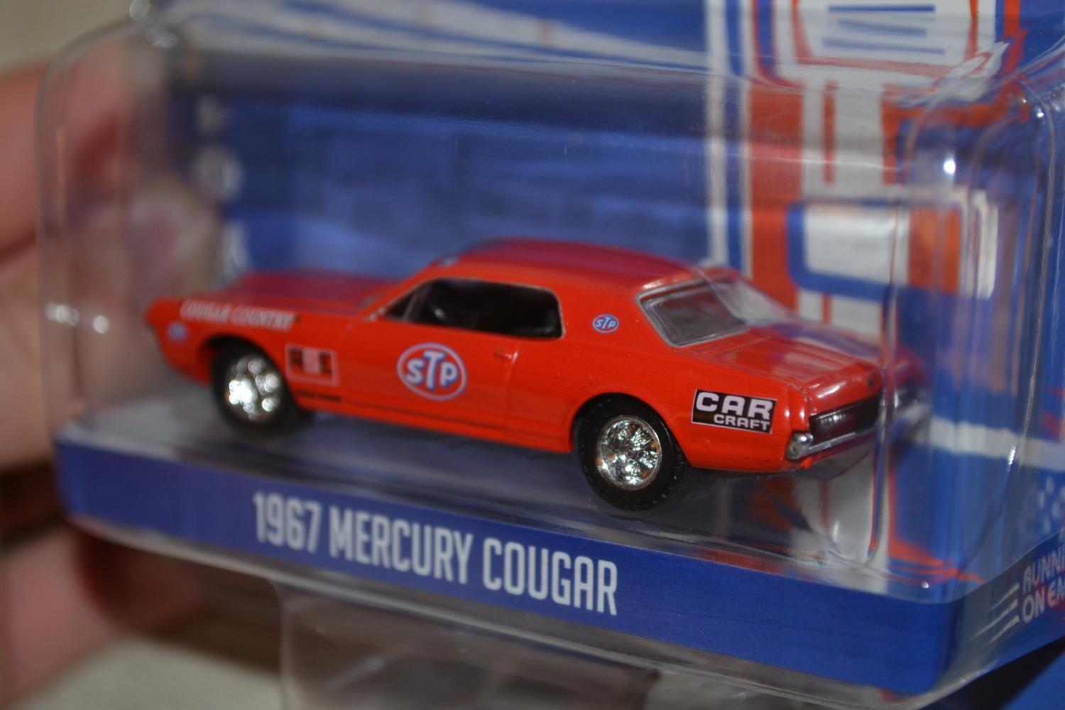 1967 Mercury Cougar STP Orange 1:64 Greenlight (Running on empty 9) 7-8cm Ny