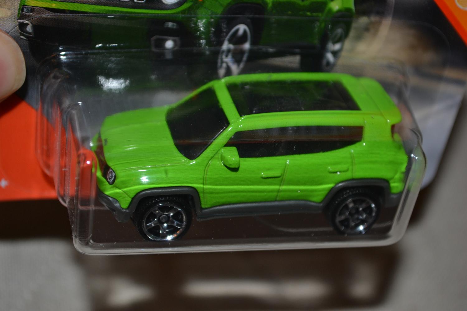 2019 Jeep Renegade Grön Offroad 1:64 Matchbox (2020) 7cm Ny