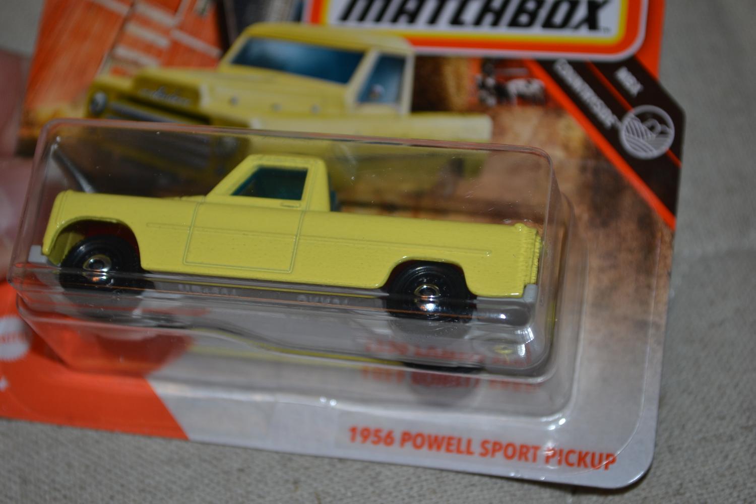 1956 Powell Sport Pickup Gul 1:64 Matchbox (2020) 7cm Ny
