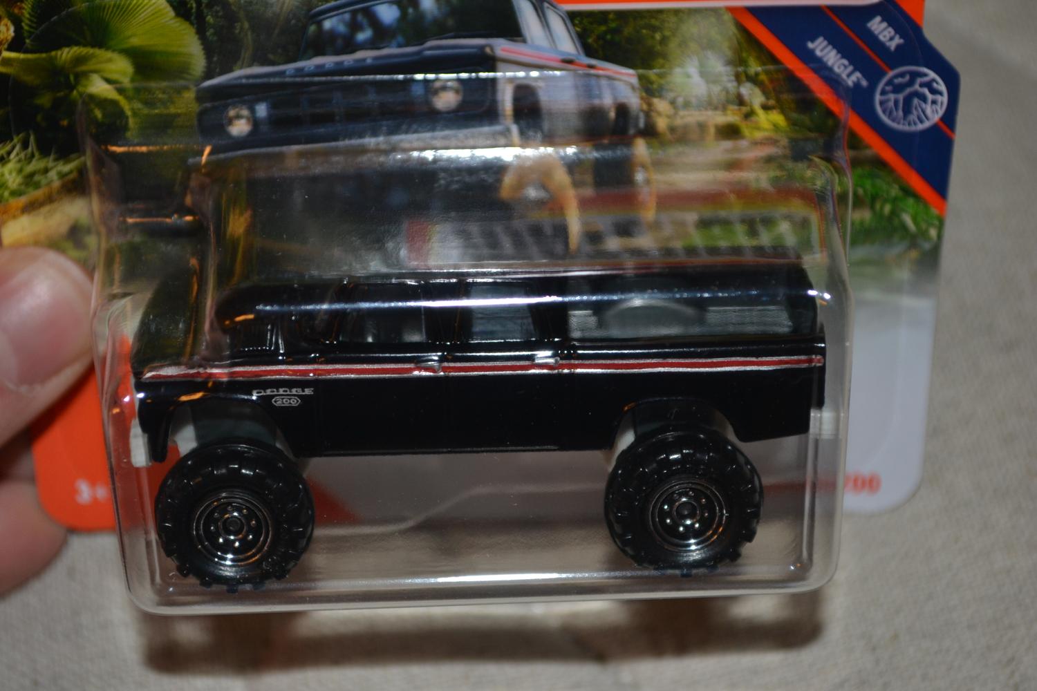 1968 Dodge D200 Offroad Svart 1:64 Matchbox (2020) 7cm Ny