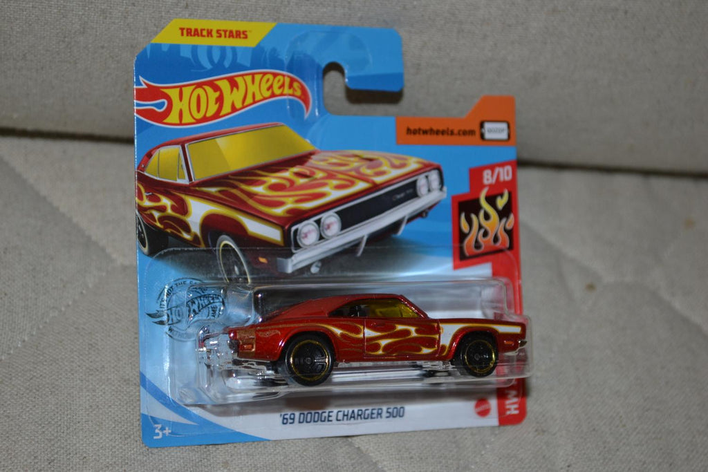 1969 Dodge Charger 500 Flames 1:64 Hot Wheels (2020-2) 7cm Ny