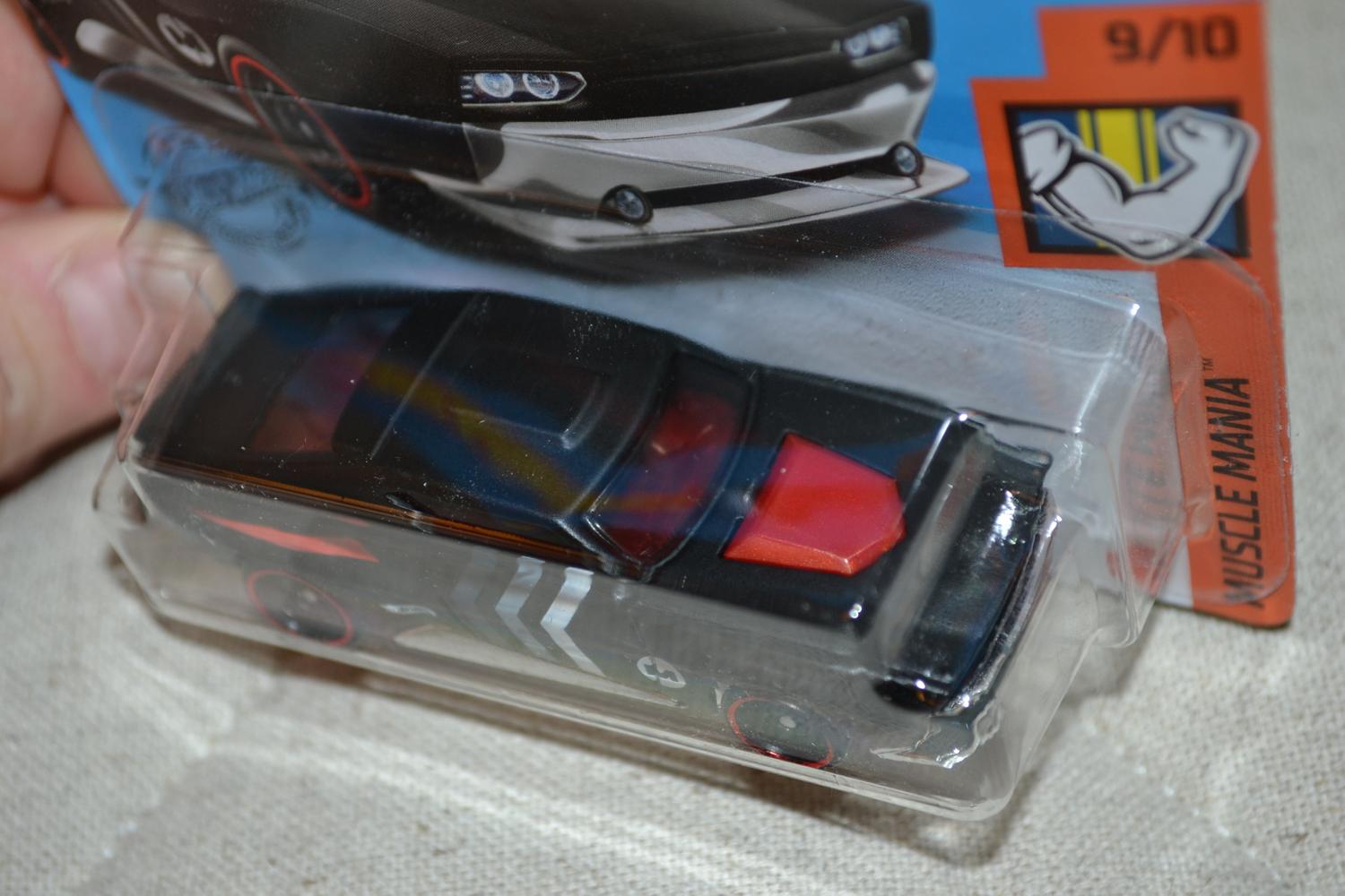 Muscle Bound Svart 1:64 Hot Wheels (2020-2) 7cm Ny