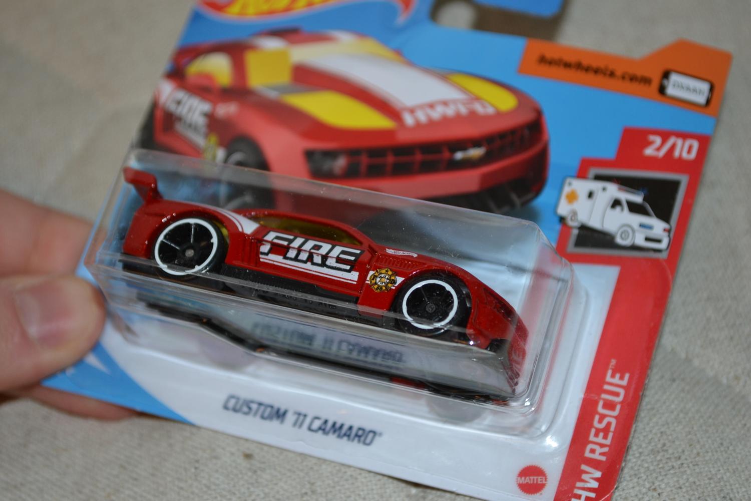 Custom 2011 Camaro Fire Eld Röd 1:64 Hot Wheels (2020-2) 7cm Ny