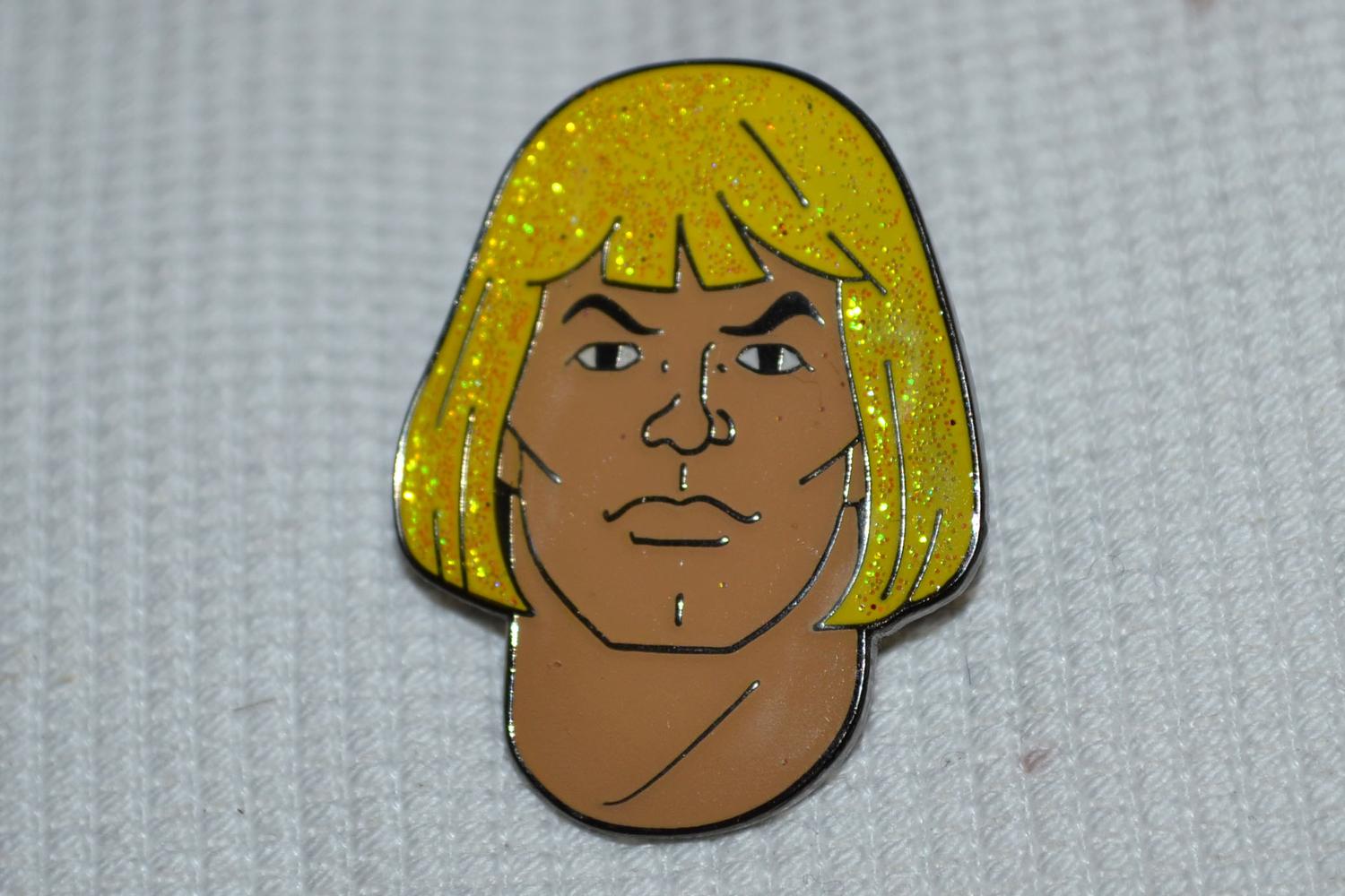 He-Man Ansikte m. Emalj Brosch Pin 3,5cm Ny
