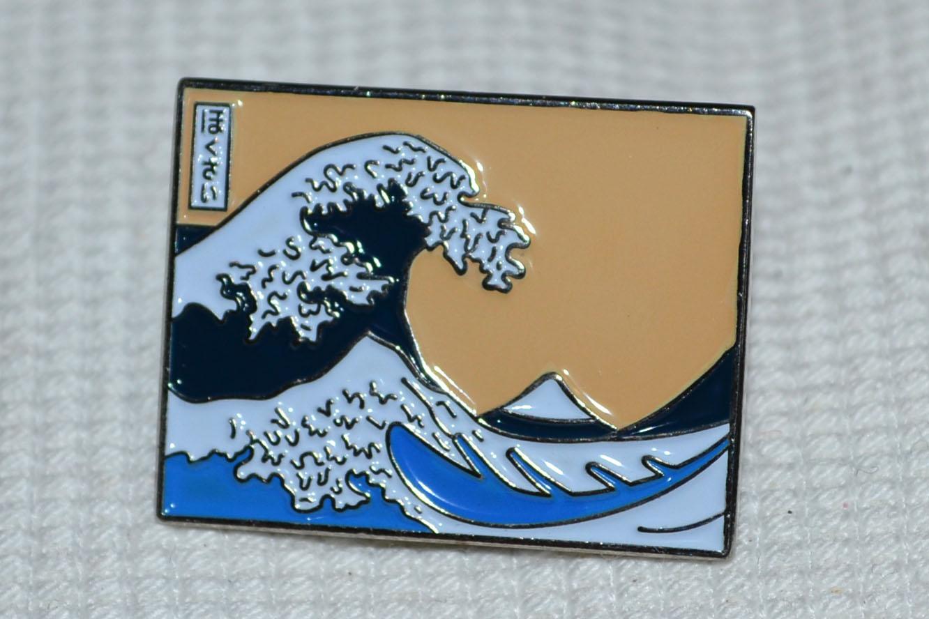 Kamigawa Våg Ram Klassisk m. Emalj Brosch Pin 3cm Ny