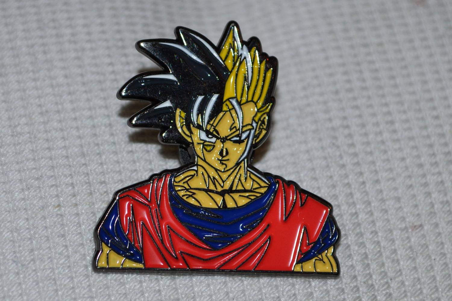 Dragon Ball Z Huvudkaraktär Anime m. Emalj Brosch Pin 3,5cm Ny