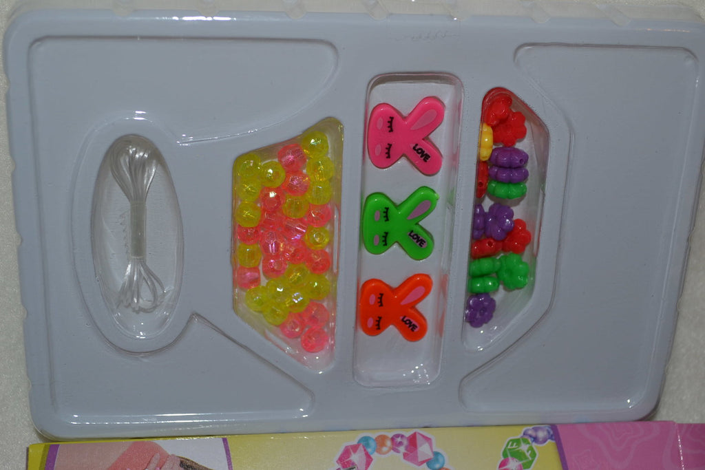 Rosa Smyckesset DIY (Pärlor, Band mm) Box 3/4 Ny