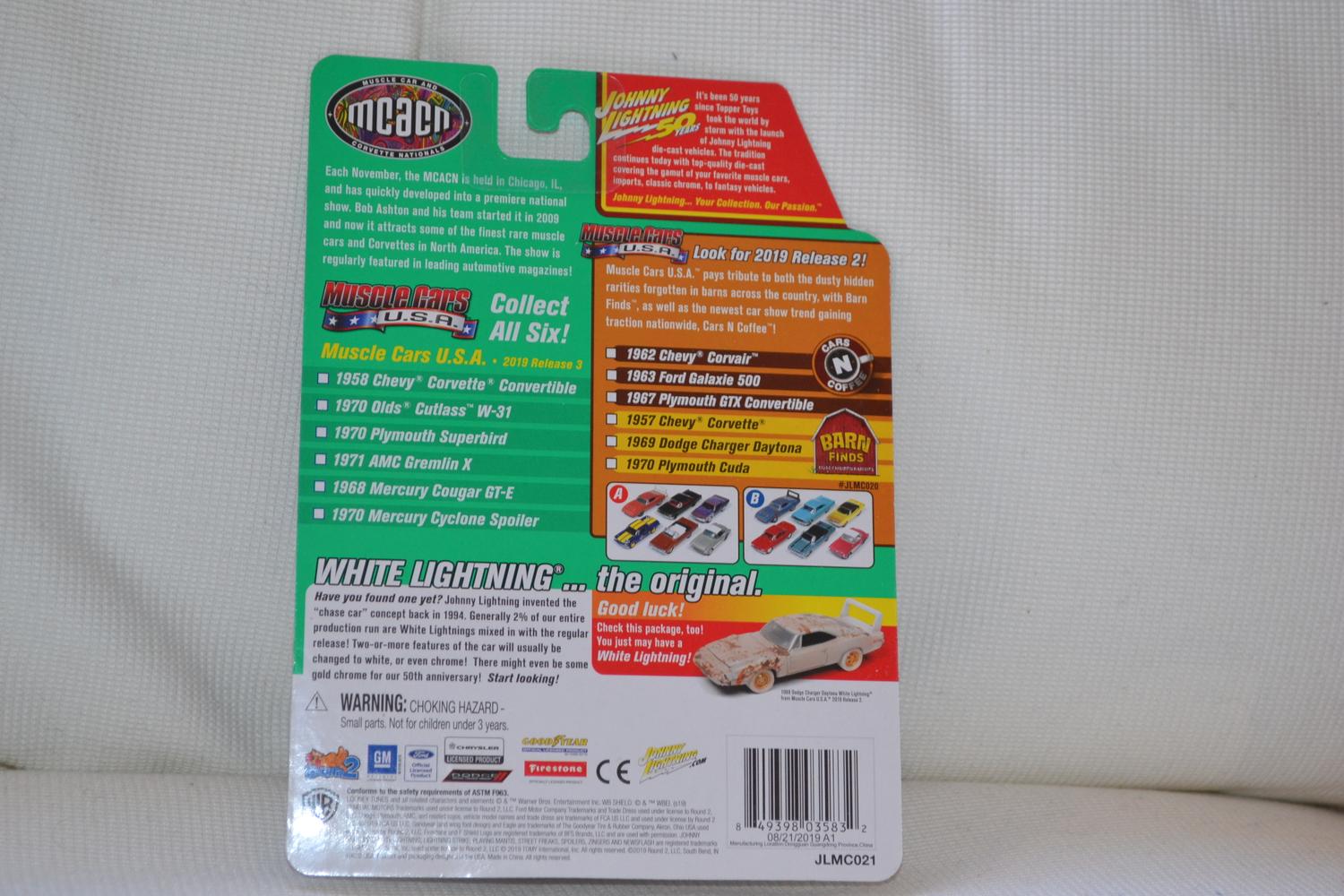 1968 Mercury Cougar GT-E Svart 1:64 Johnny Lightning (Muscle 21B-2) 8cm Ny