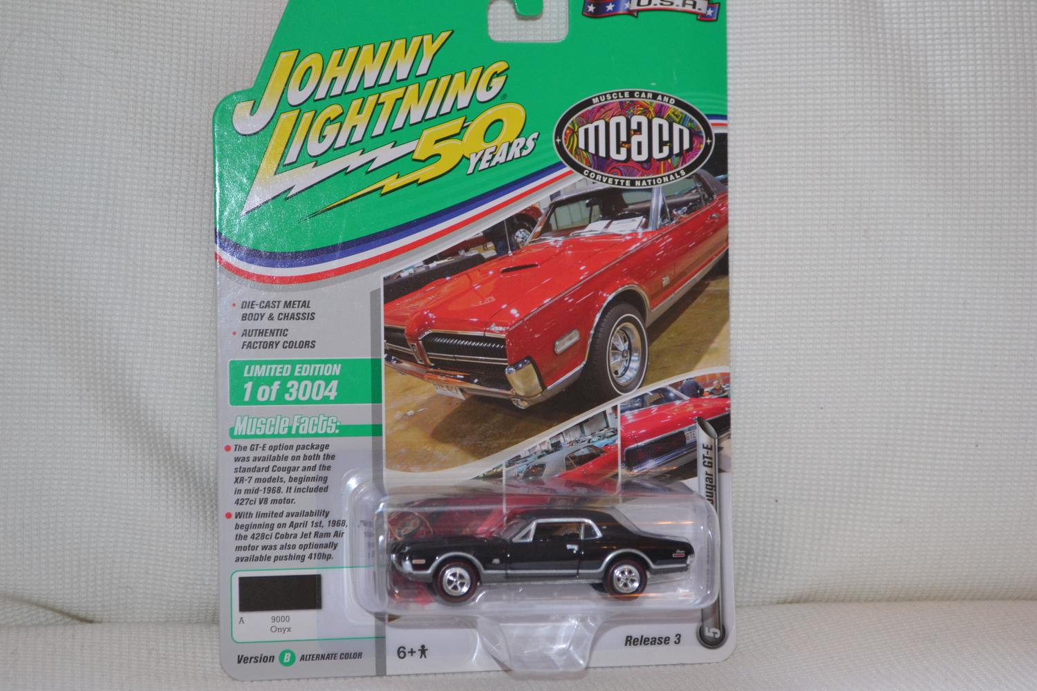 1968 Mercury Cougar GT-E Svart 1:64 Johnny Lightning (Muscle 21B-2) 8cm Ny