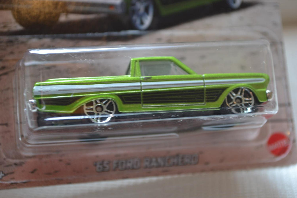 1965 Ford Rancero Grön 1:64 Hot Wheels (Pick-Ups USA) 7cm Ny