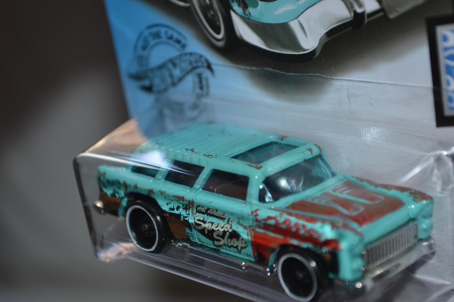 Classic 1955 Nomad Turkos Rostig 1:64 Hot Wheels (USA Long card 2018) Ny