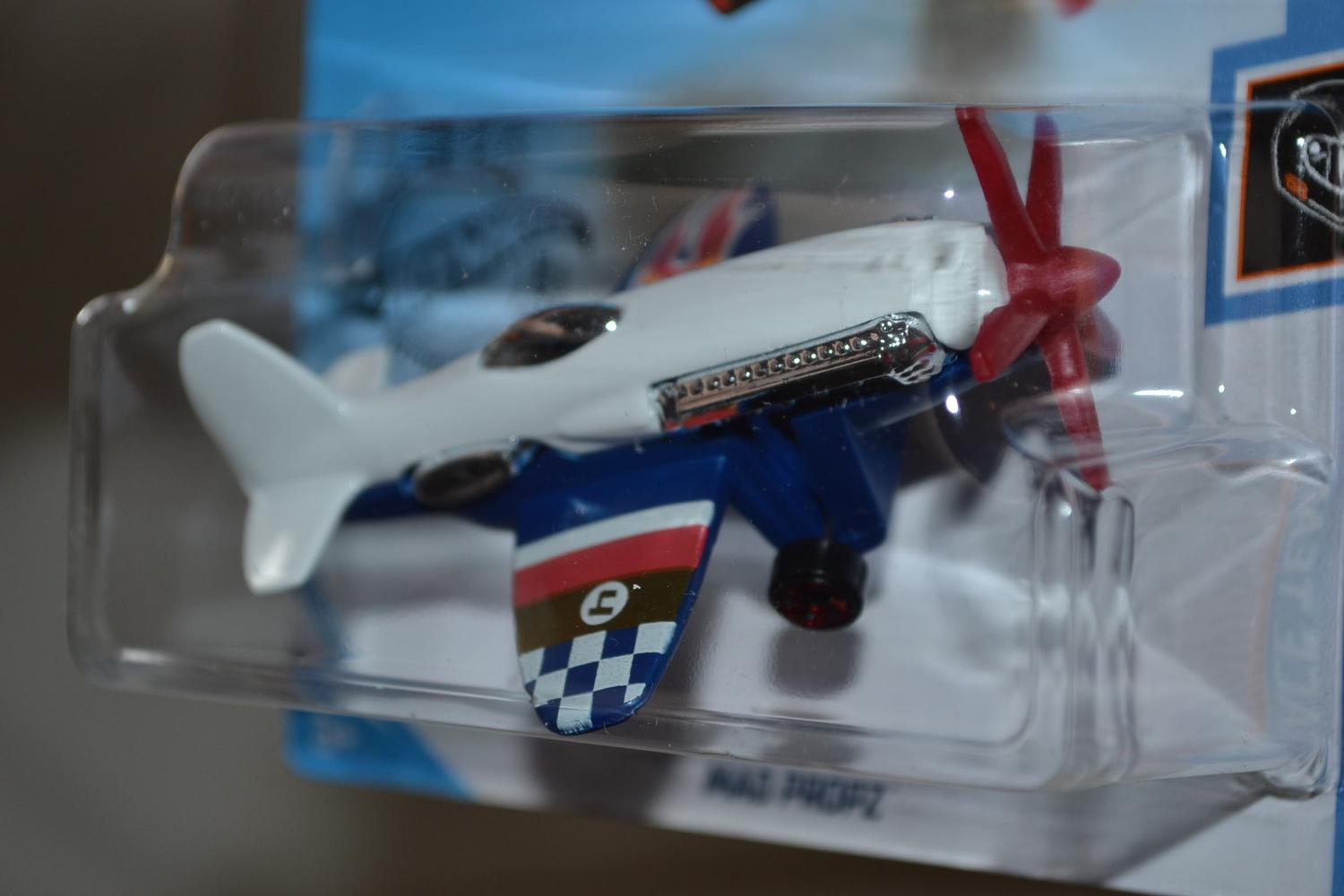 Mad Propz Flygplan 1:64 Hot Wheels (USA Long card 2018) Ny