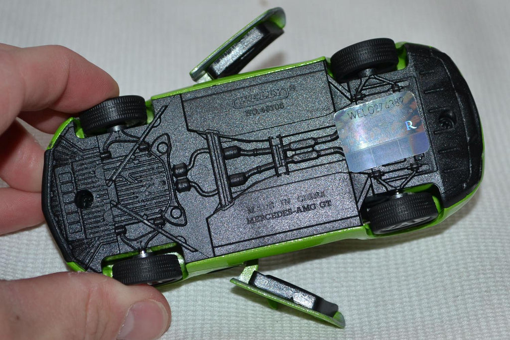 Mercedes-Benz AMG GT Grön 1:34-1:38 Welly 11cm Pullback Ny