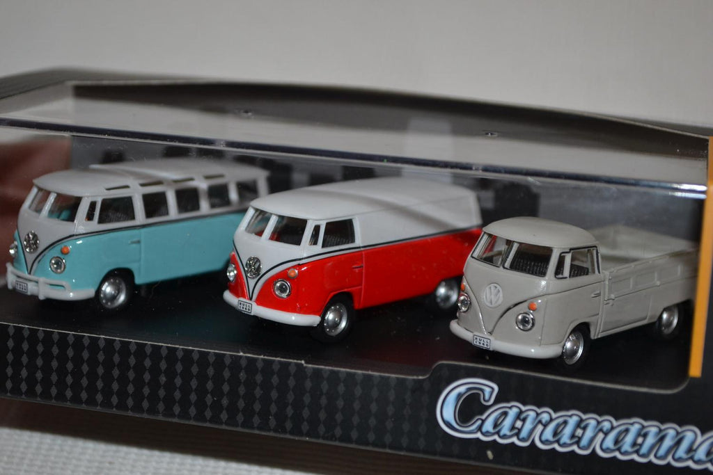 3st Volkswagen Bussar Blå Röd Vit 1:72 Cararama 6cm Ny
