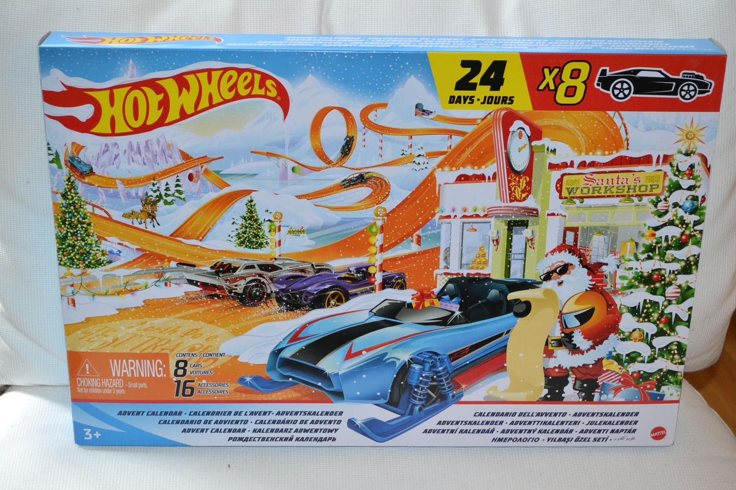 Julkalender 2021 Hot Wheels (24st Dagar Luckor, 8bilar) Hotwheels 1:64 Ny