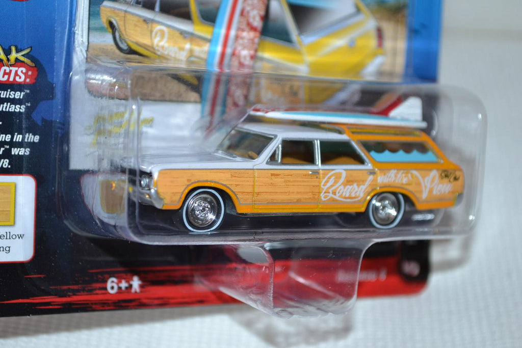 1964 Olds Vista Cruiser Gul 1:64 Johnny Lightning Street Freaks 18B 7-8cm Ny