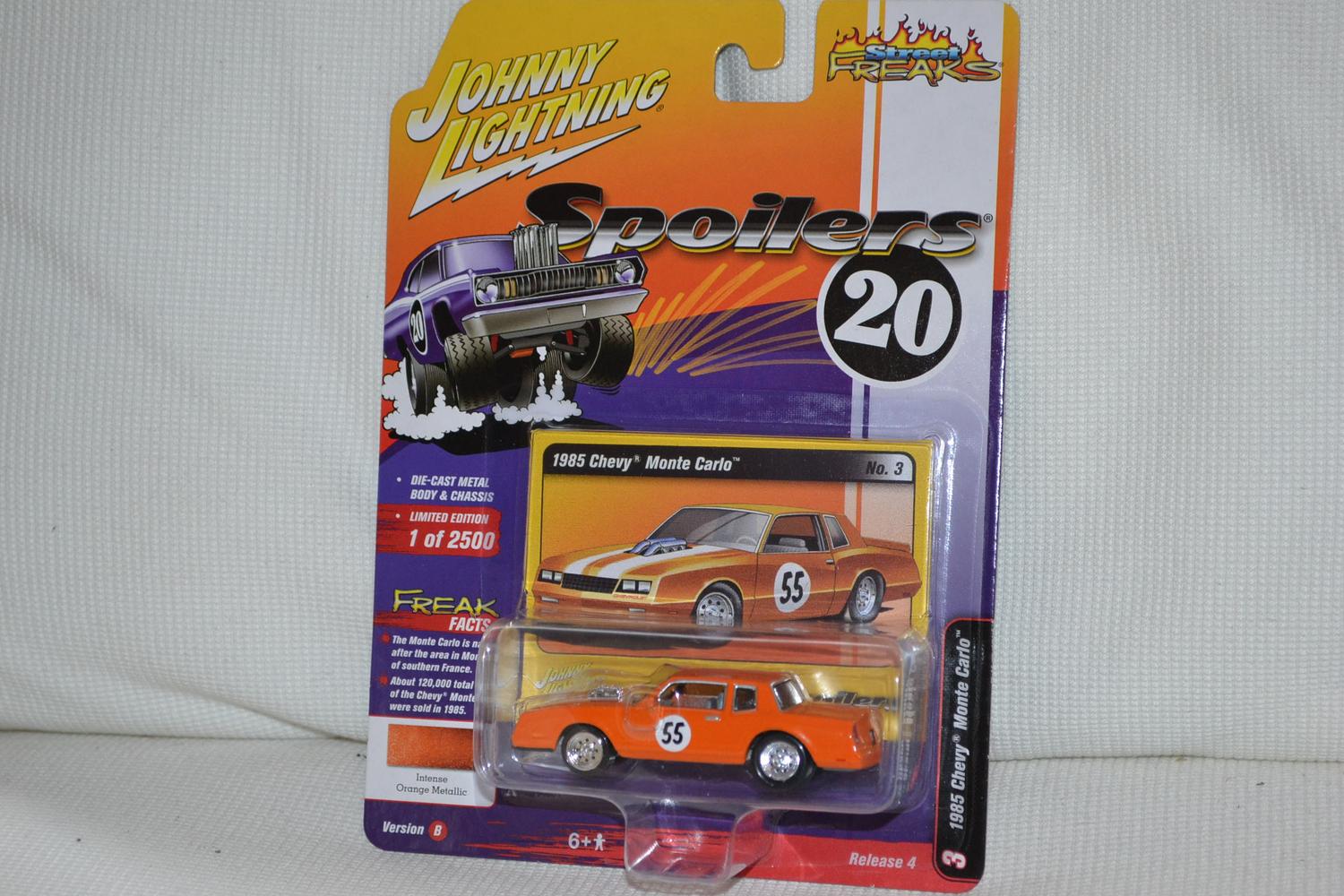 1985 Chevy Monte Carlo Orange 1:64 Johnny Lightning Street Freaks 18B 8cm Ny