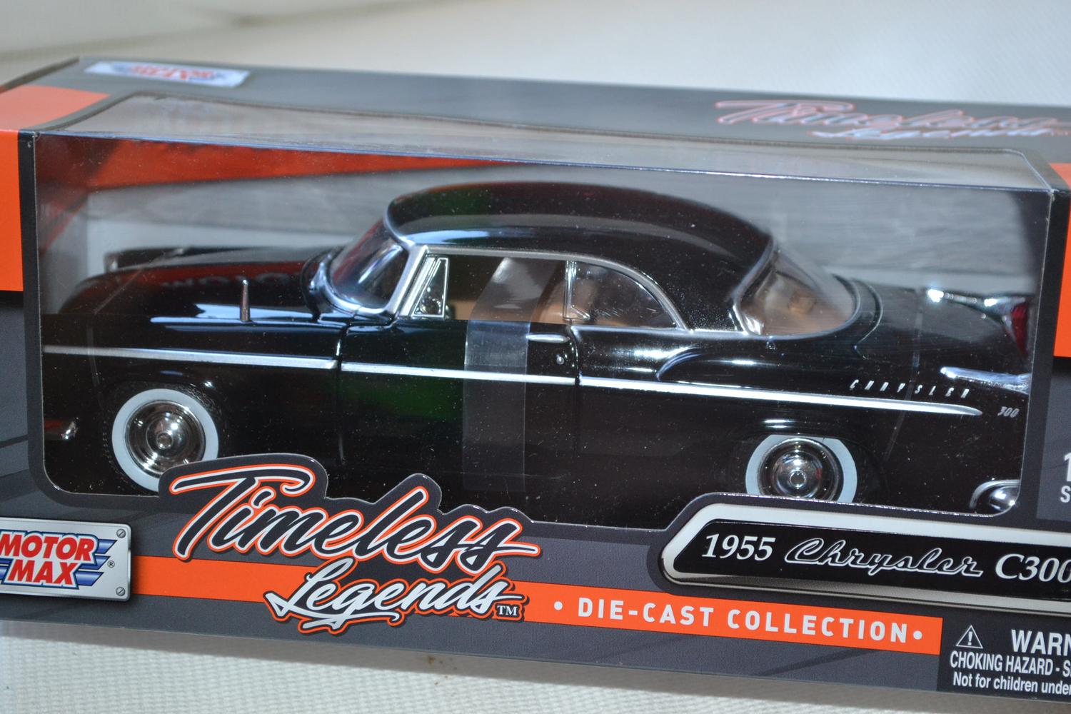 Chrysler C300 1955 Svart 1:24 Motormax 22cm Ny