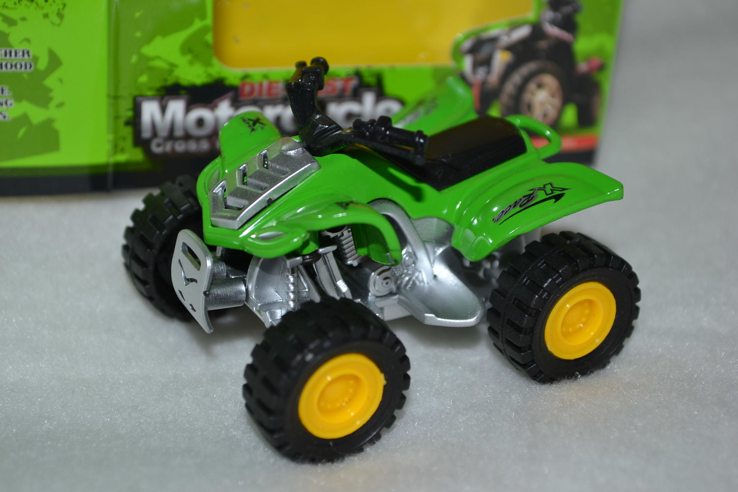 Grön Fyrhjuling ATV 6cm Ca 1:32 (Pullback) Ny