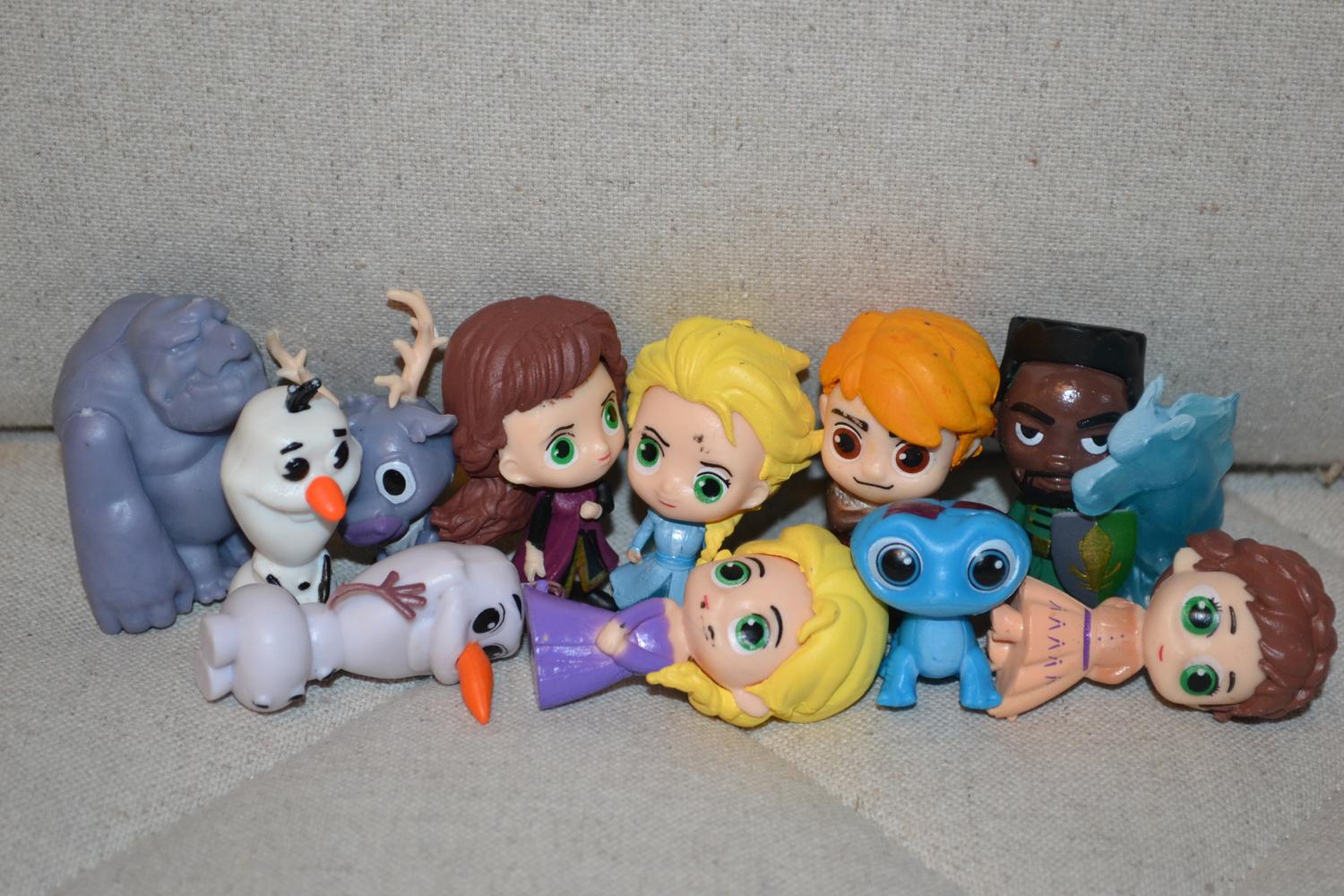 12st Figurer Frost Disney (Elsa, Anna, Olaf, Kristoffer mfl) 3-6cm Ny