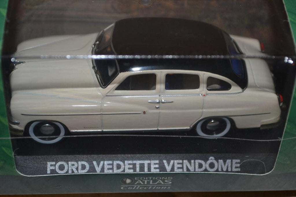Ford Vedette Vendome Creme/Vit 1:43 DeAgostini 10cm Ny