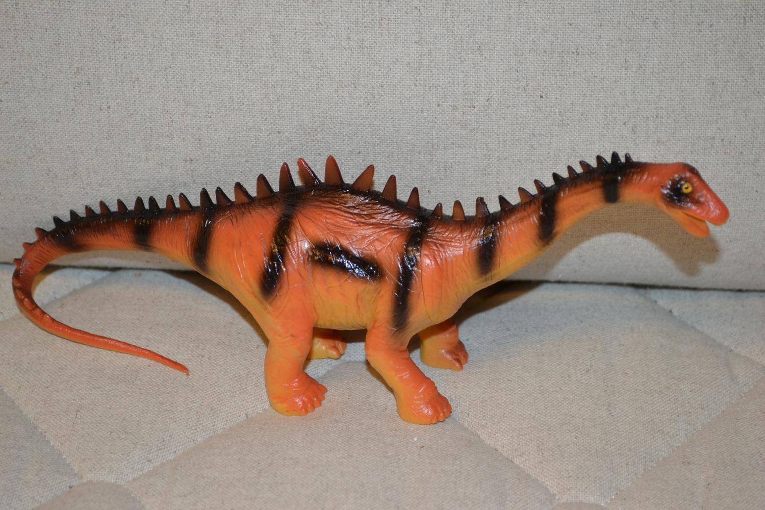 Shantungosaurus Orange Dinosaurie 25cm Ny