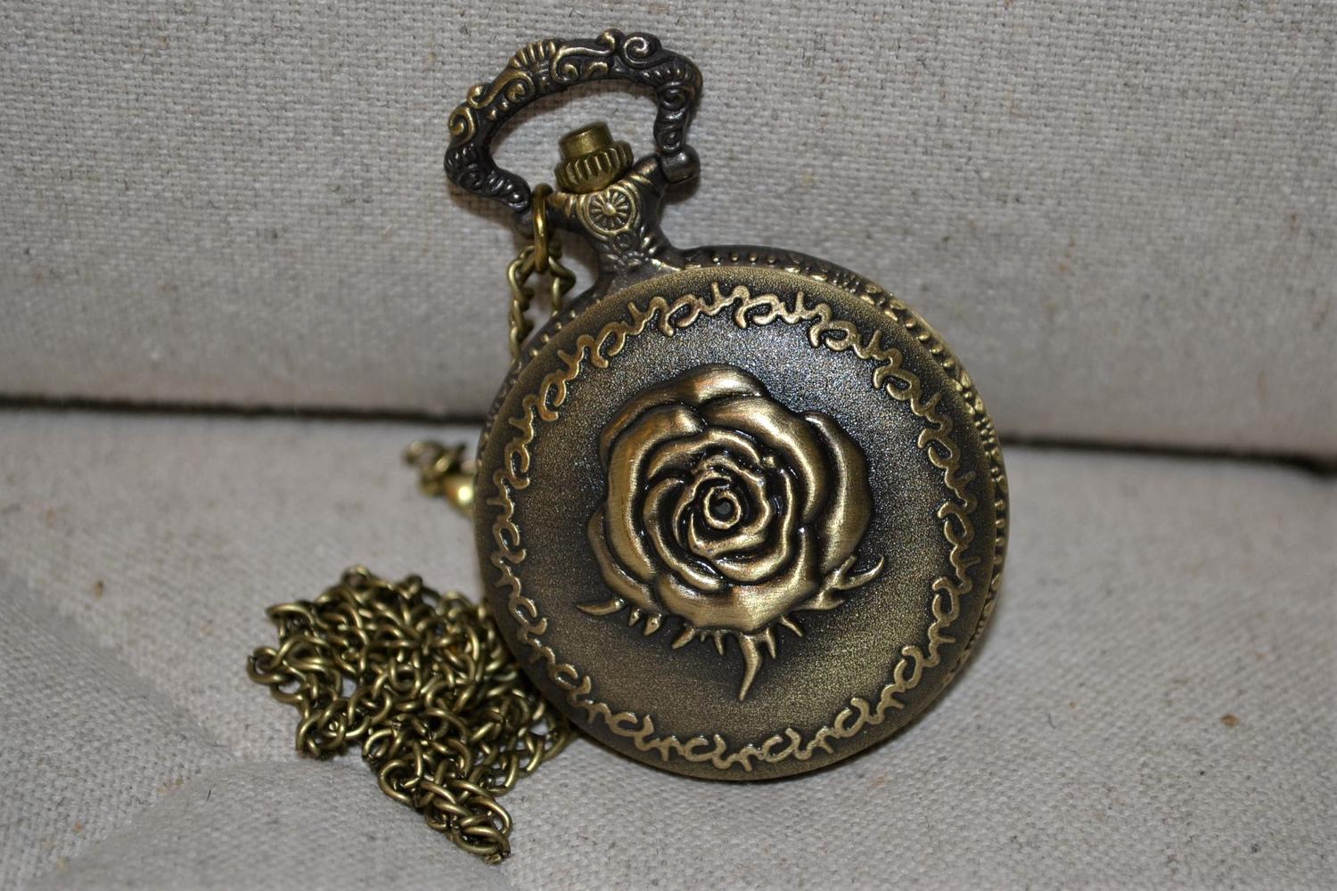 Ros/Blomma i Ram Sött Fickur Brons/Vintage Quartz 4,5cm Ny