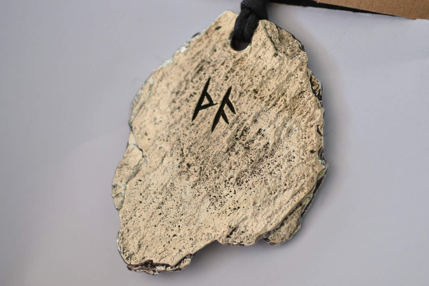 Kompass Helm of Awe Lycka Stenform Halsband Viking (Tenn Handgjord) Smycke Ny