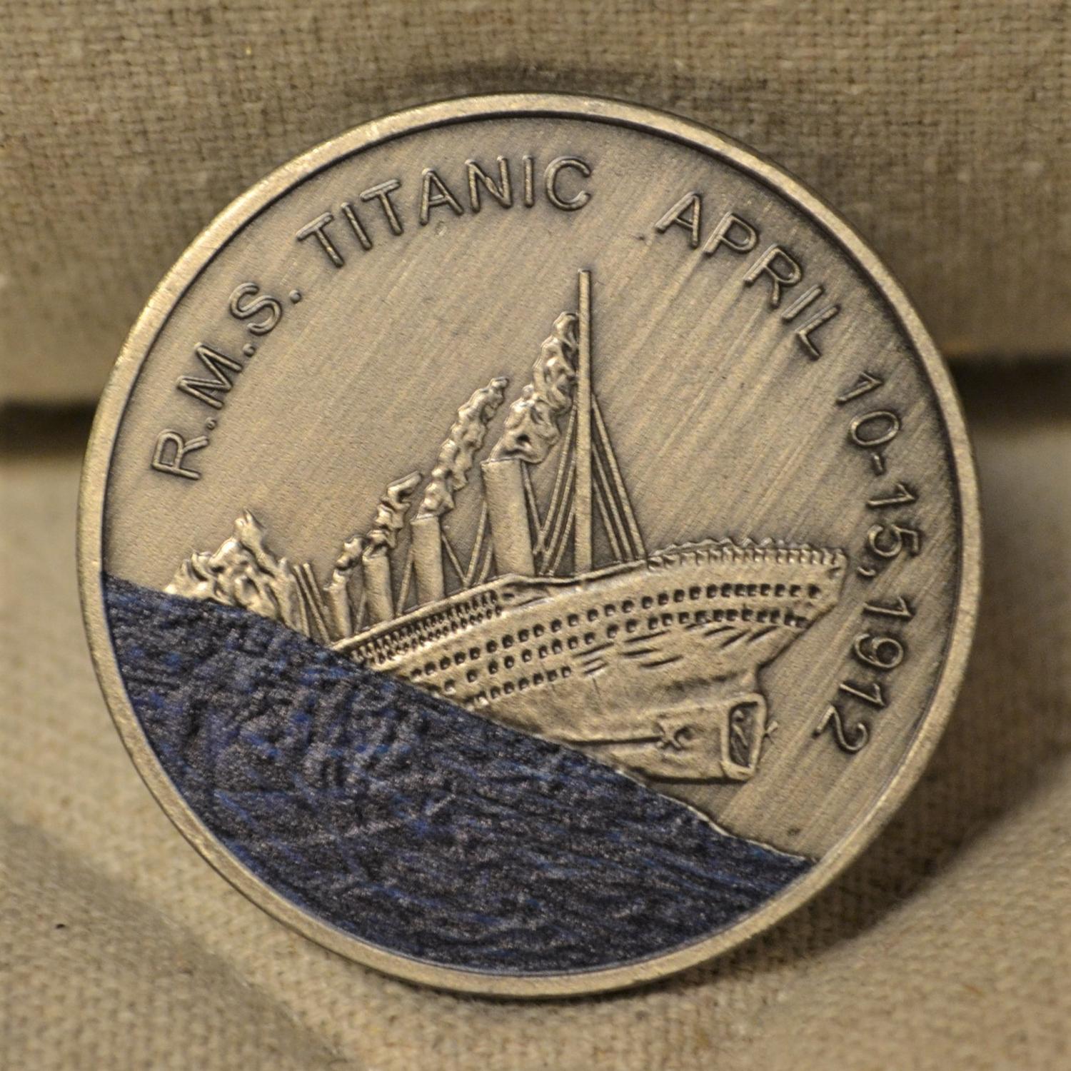 Titanic Wreck World Heritage Sjunkningen Isberg Mynt Silver Plätering 4cm Ny