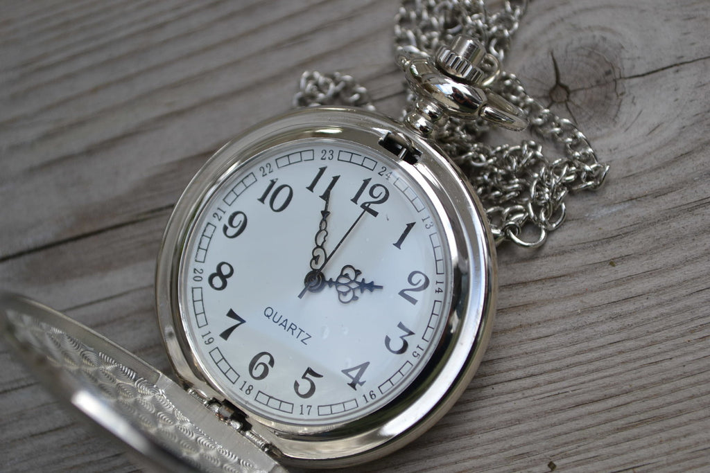 Klassisk Tv-Spel Kontroll NES Retro Fickur Quartz klocka (Silverpläterad) Ny