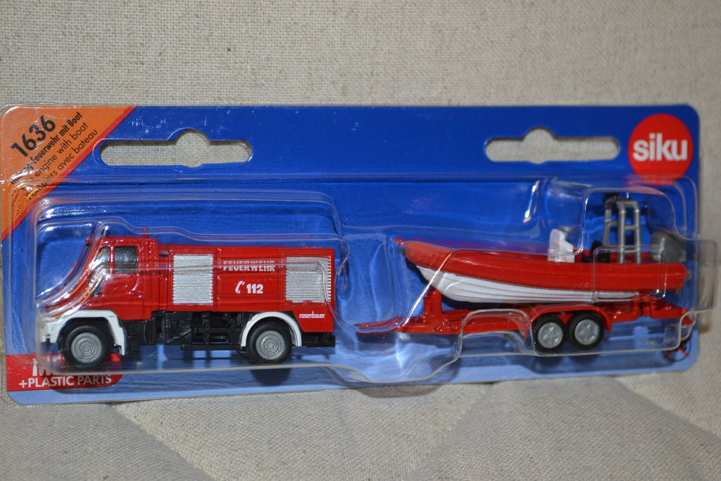 Brandbil Unimog m Båt Röd Siku 1636 17cm Ny