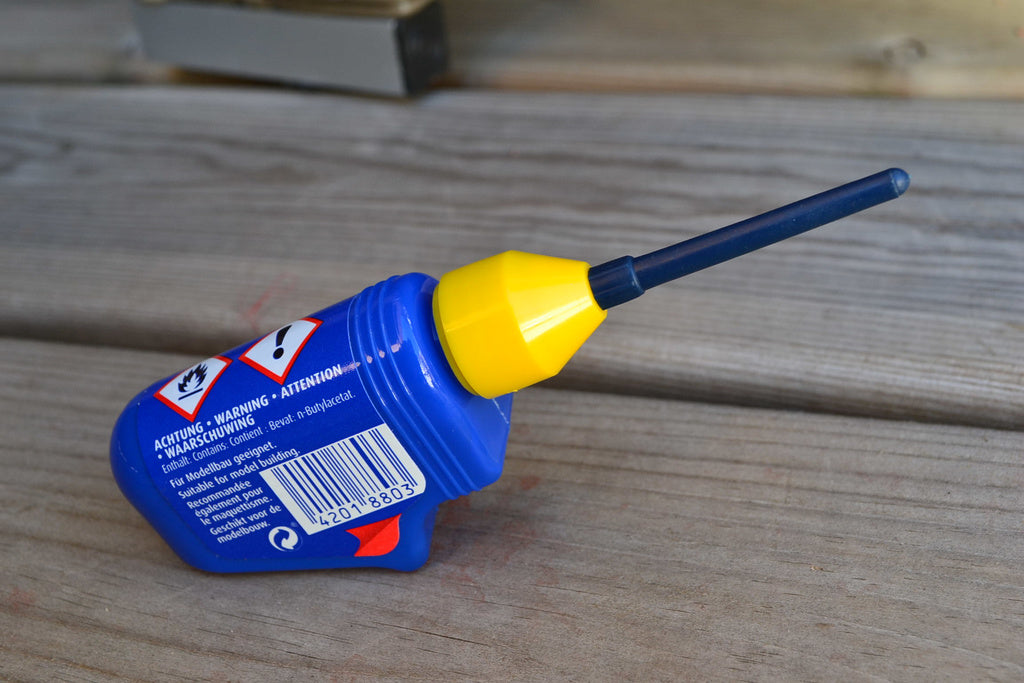 Revell Lim Contacta Professional 25g (Needle cement, Nål) Gl