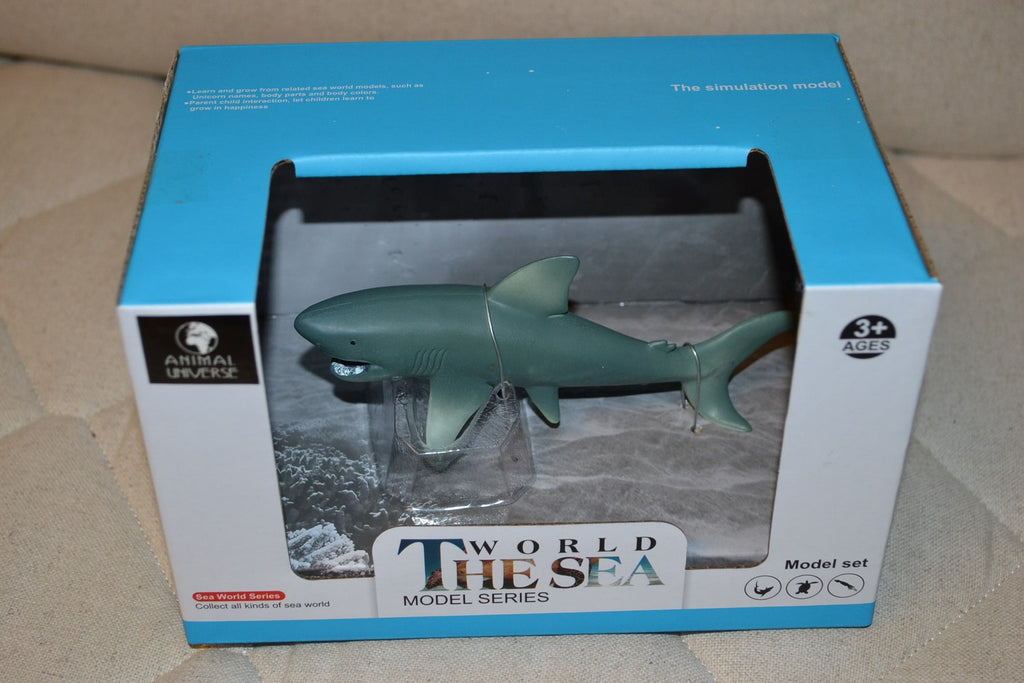 Haj Animal Universe 18cm Ny