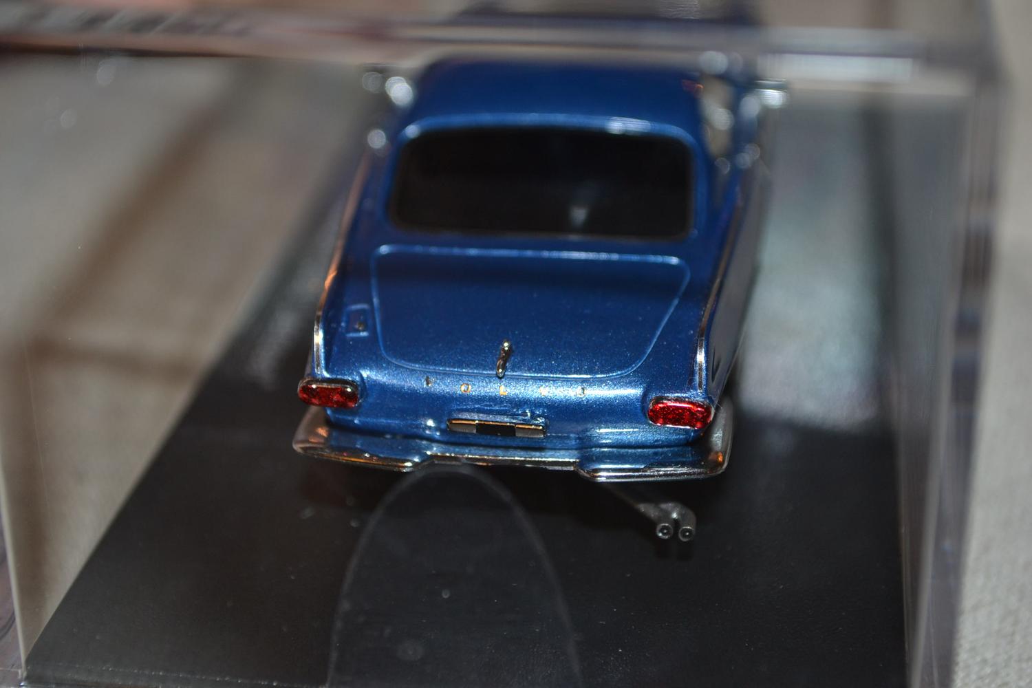 Volvo P1800 Jensen Blå 1:43 NEO Models 10cm Ny