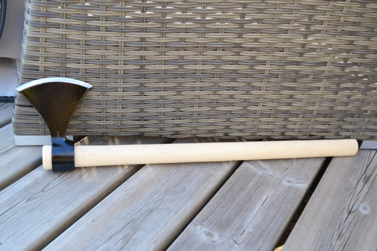 Stridsyxa Viking Norsk Stil (Trä) 56cm American Tomahawk Company Ny