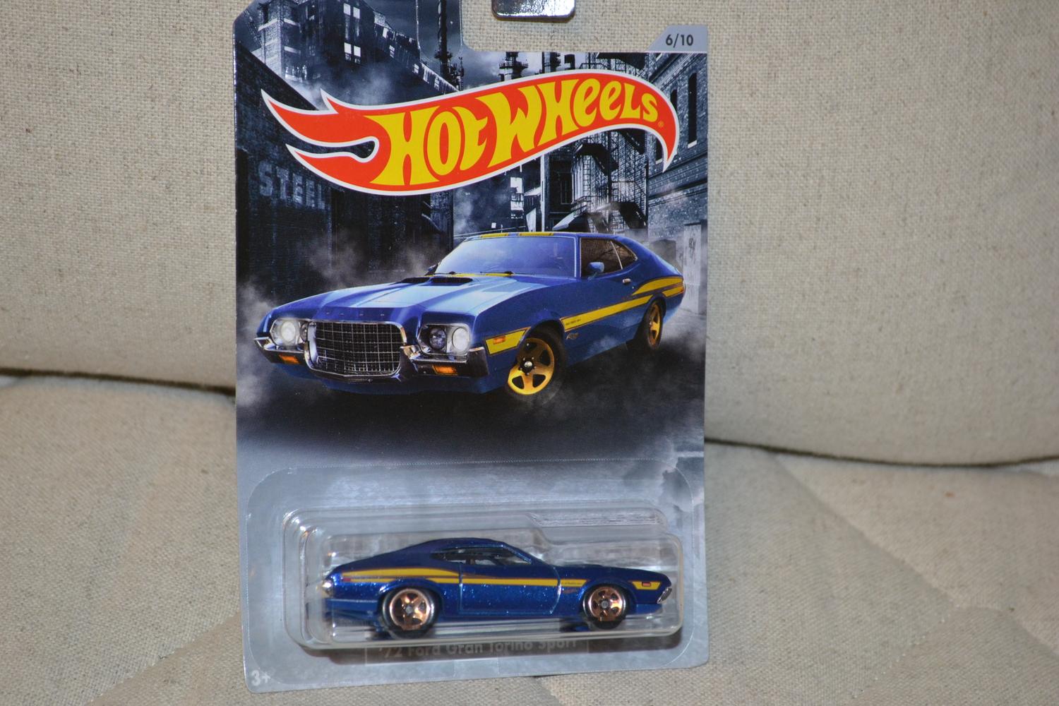 1972 Ford Gran Torino Sport Blå Hot Wheels 1:64 (Stars & Stripes USA) 7-8cm Ny