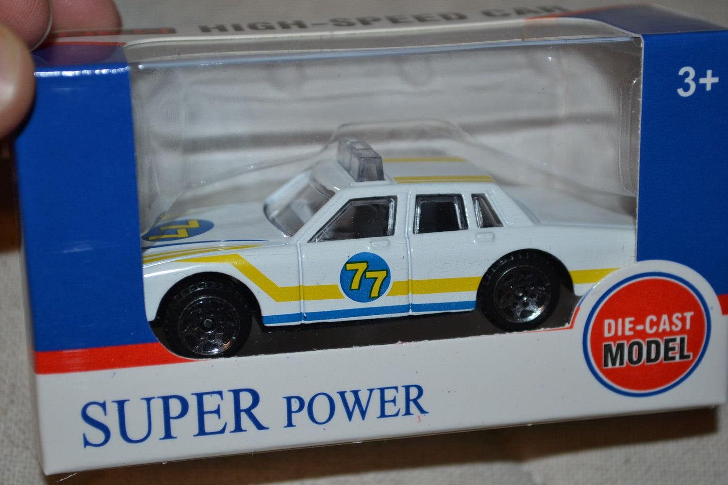 Vit Polisbil Sirener Polis Bil 6cm 1:64 Superpower Ny